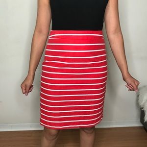 BANANA REPUBLIC Women's Red Pencil Skirt Sz 4